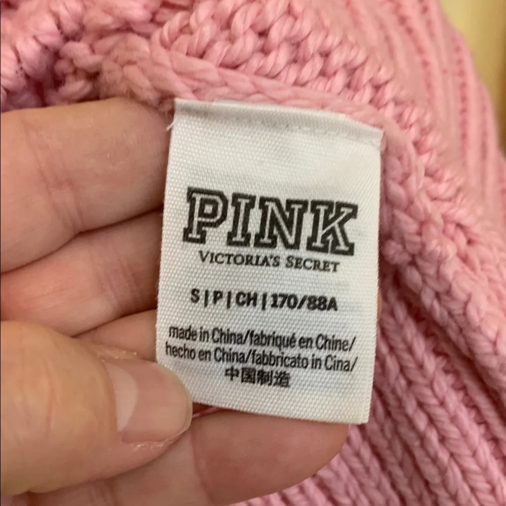 Victoria's Secret Pink V-Neck Relaxed Fit Knit Long Sleeve Sleeve Sweater S